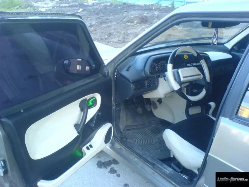 Тюнингованные ВАЗ 2115 черные