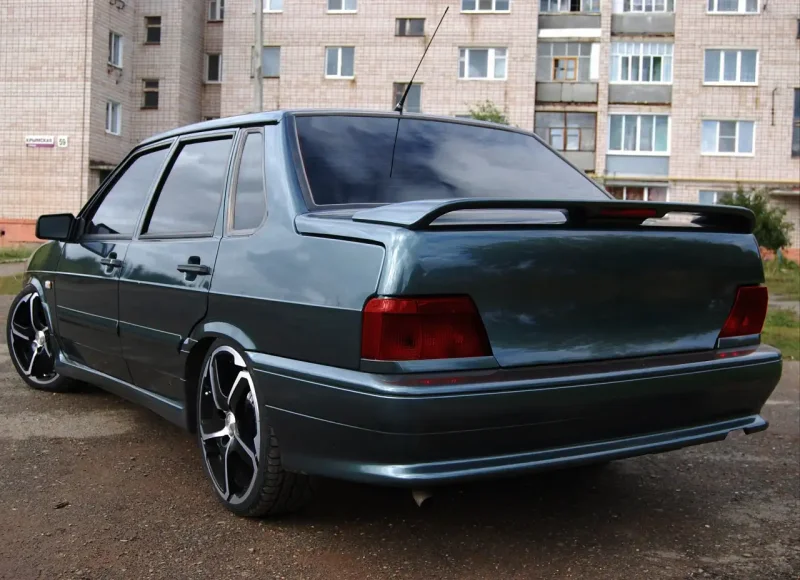 Тюнинговая ВАЗ 2115