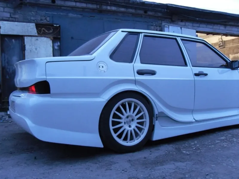 Тюнингованный ВАЗ 2115