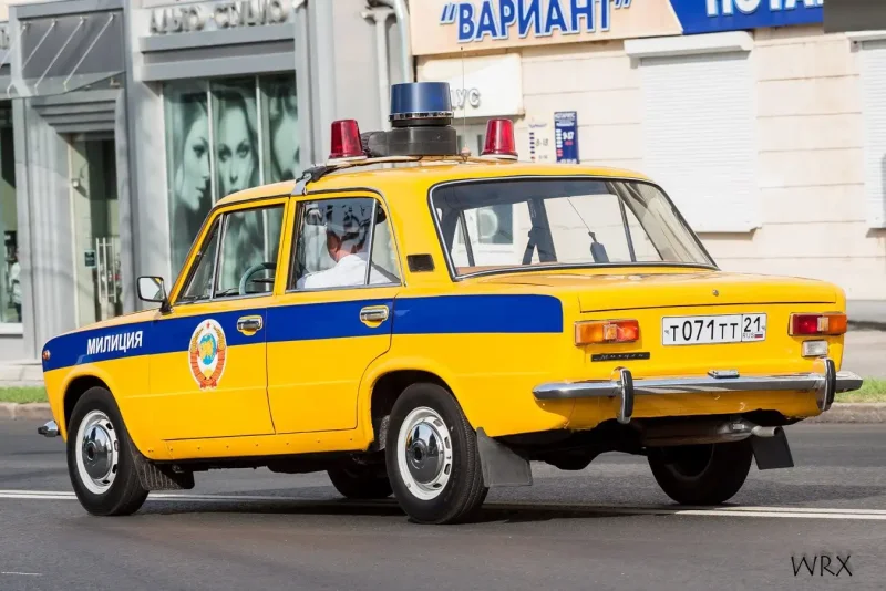 Модель 2103 милиция в игре Soviet car