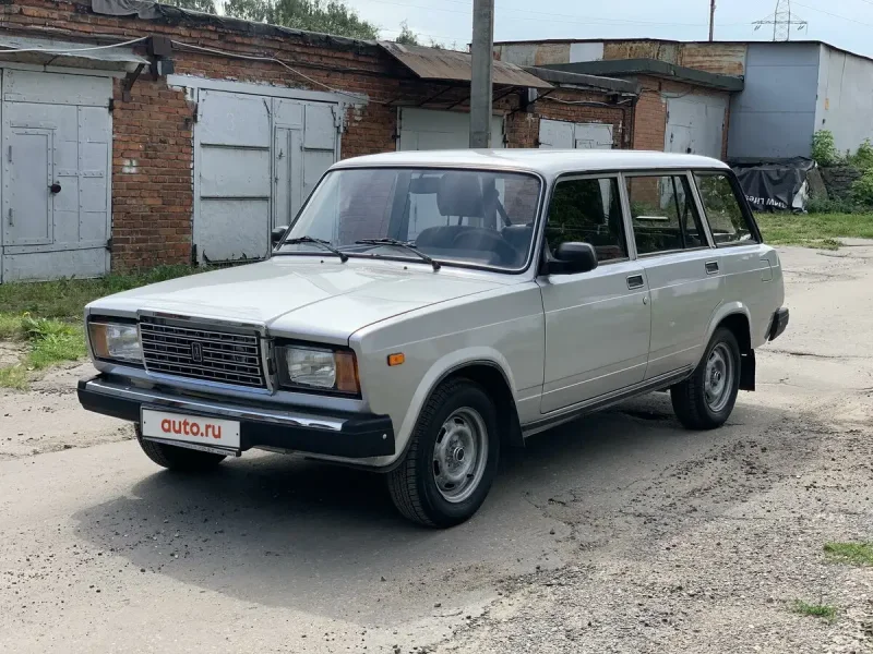 ВАЗ 2104 серая