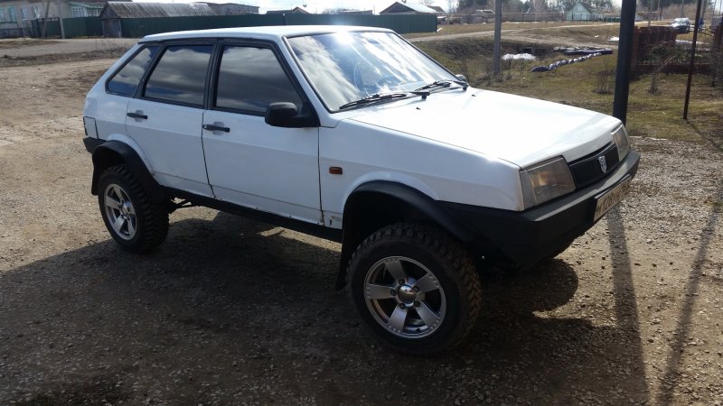 Lada 2109 тарзан