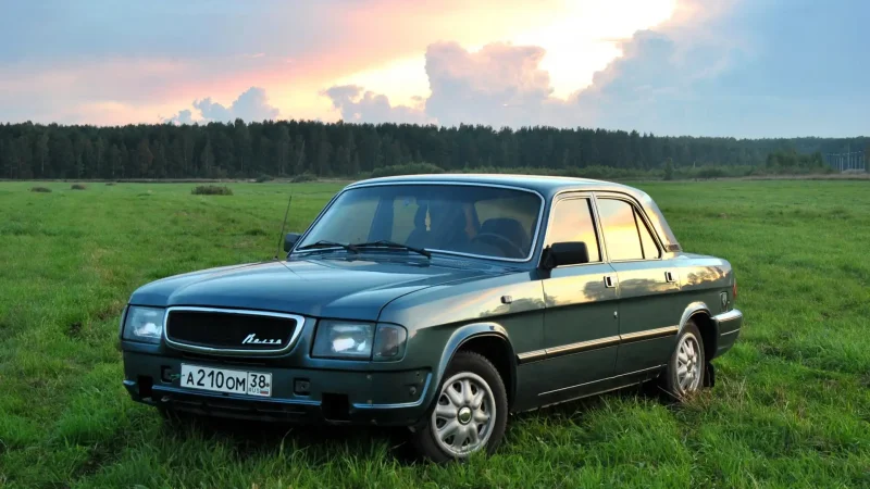 Автомобиль Волга 3110