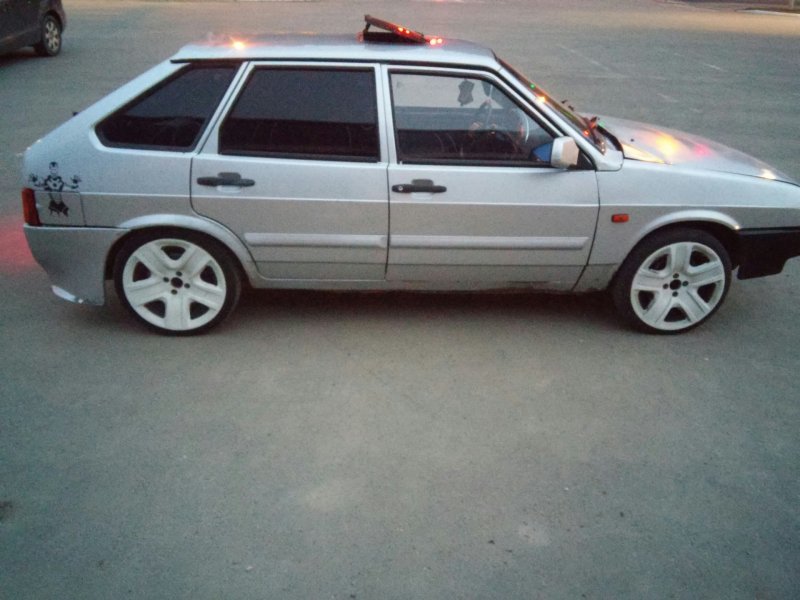 VAZ 2109 черная