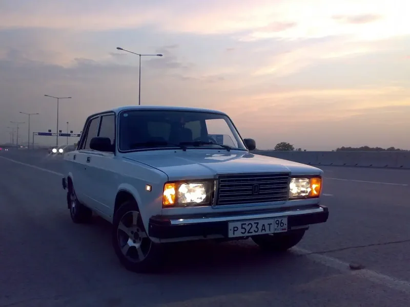 !2107 Lada 2107