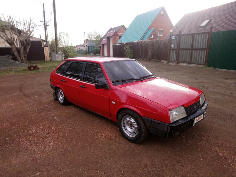 Лада 2109 красная