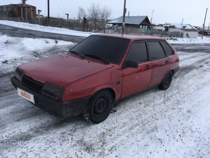 ВАЗ 2109 красная спортивная