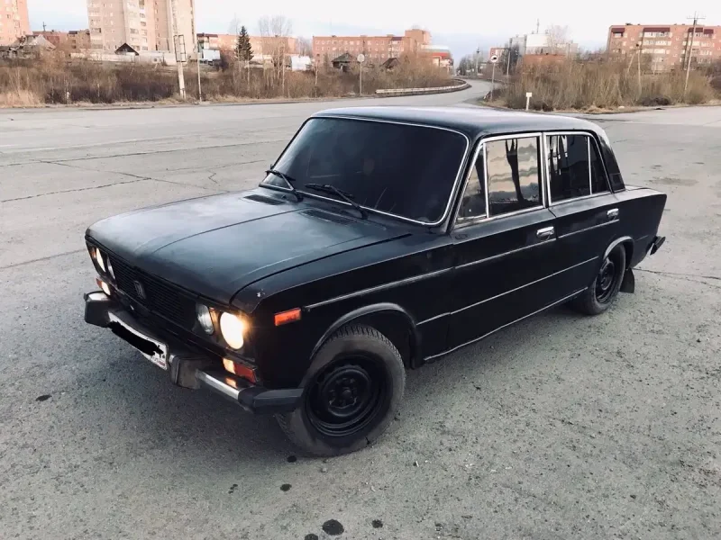 ВАЗ 2106 черная