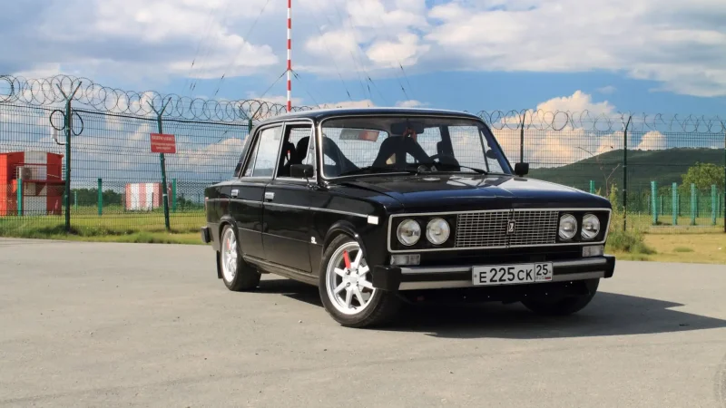 ВАЗ 2106 черная