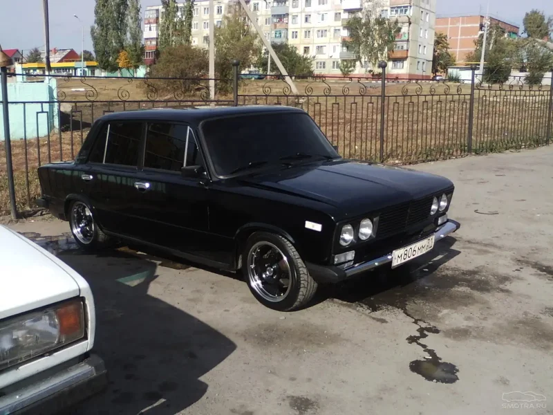 ВАЗ 2106 чёрная тонированная