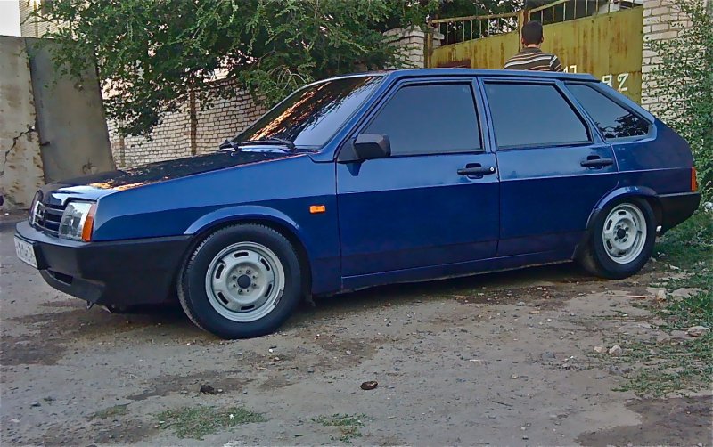 ВАЗ 2109 синяя бункер