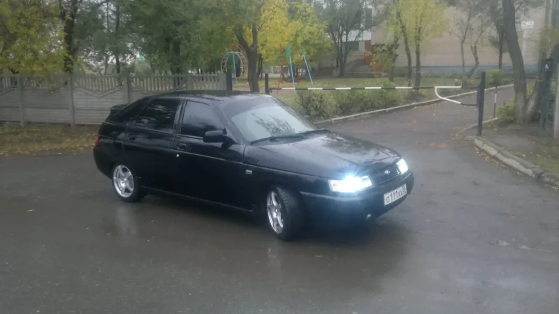 ВАЗ 2112 цвет космос