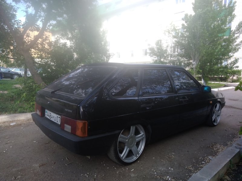 Черная 2109 торусы r15