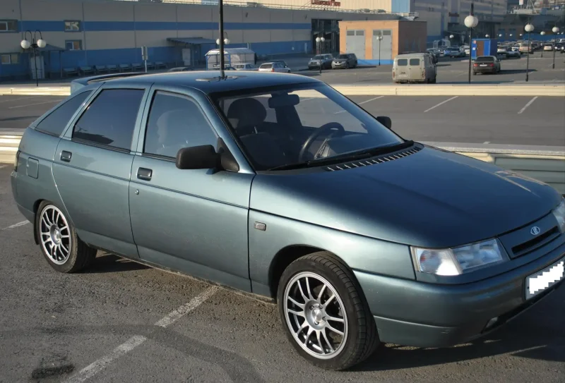 ВАЗ 2112 серый металлик