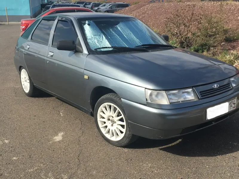 ВАЗ 2112 2004 года 16 клапанная