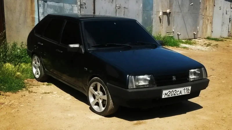 ВАЗ 2109 бункер черная