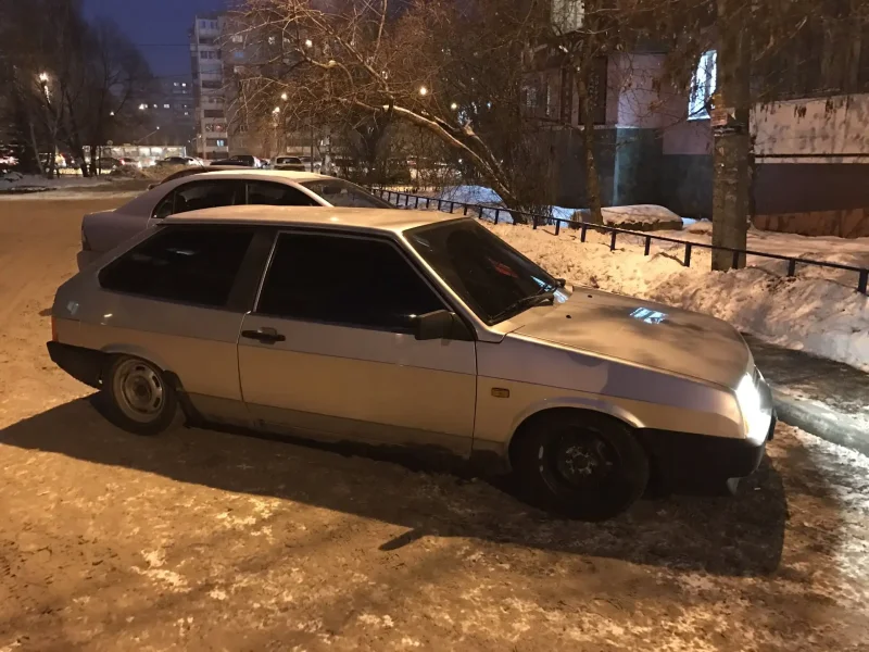 ВАЗ 2109 черная тонированная