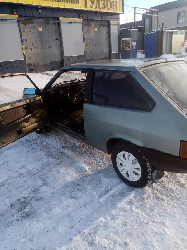 Машины 90 СССР 2108