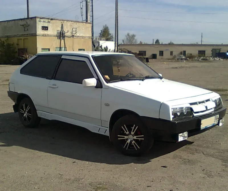 ВАЗ 2108 белая тюнинг
