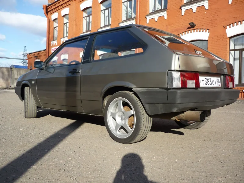 ВАЗ 2109 на дисках r17