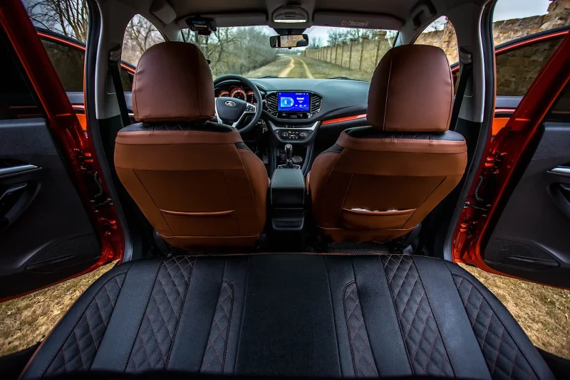 Lada Vesta SW салон