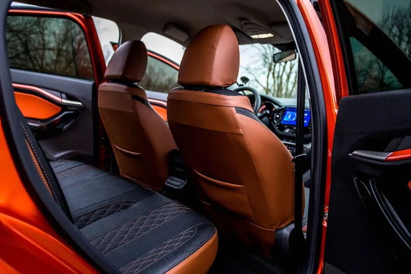 Lada Vesta SW Cross салон