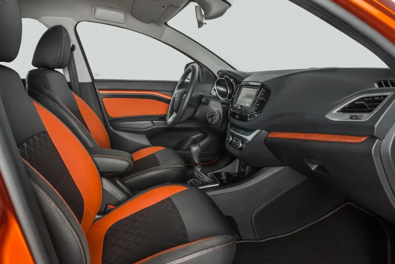 Lada Vesta SW Cross салон