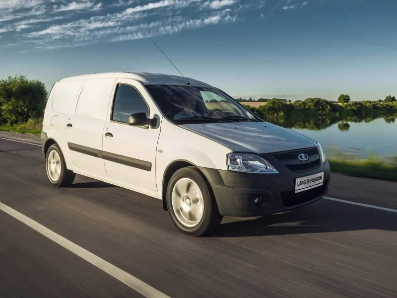 Lada Largus 2015