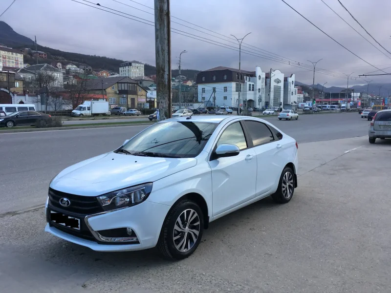 Лада Веста r16