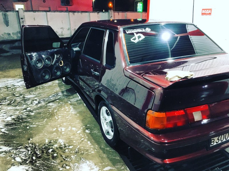 Автозвук ВАЗ 2115 фронт