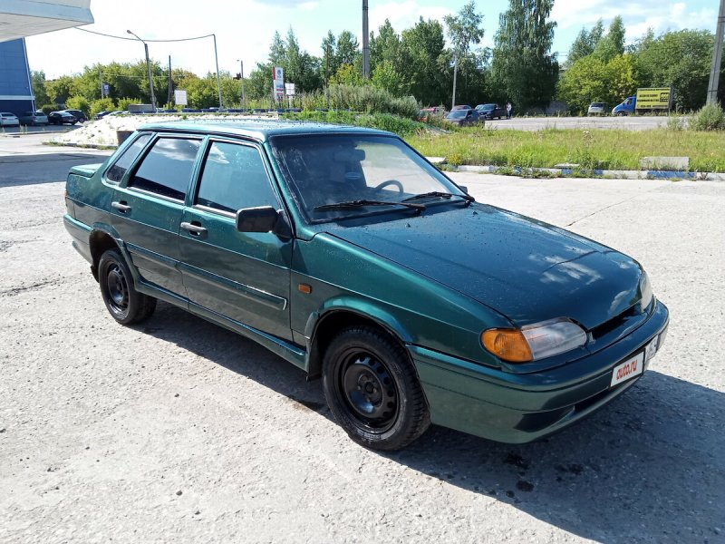 ВАЗ 2115 зеленая