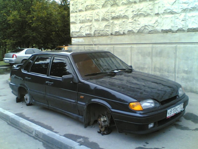 ВАЗ 2114 черная r15