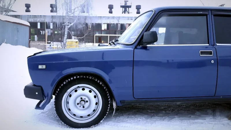 ВАЗ 2107 на штампах r15