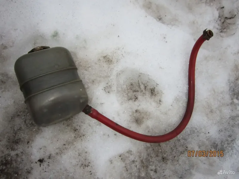 2101-1311014 Бачок расширительный