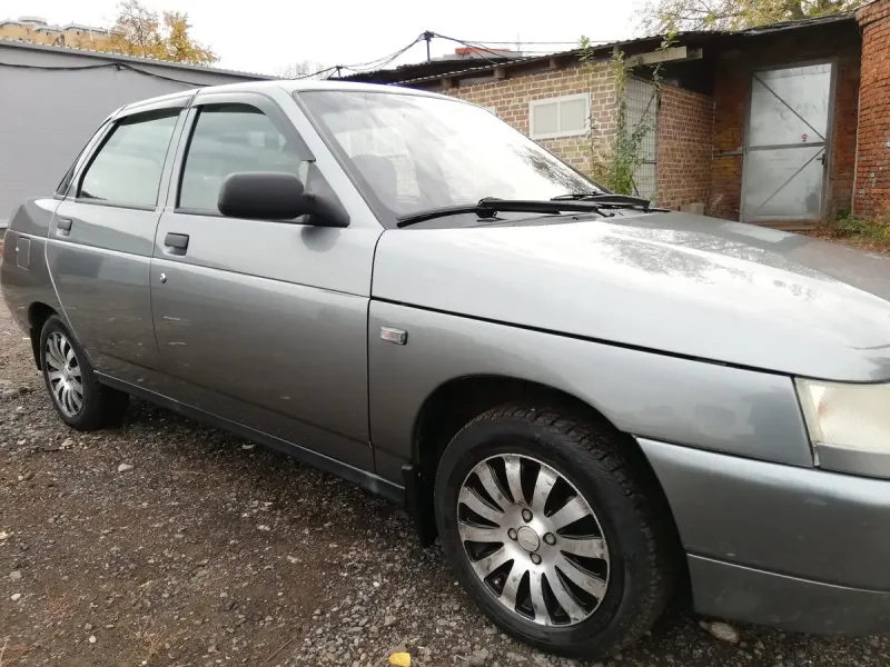 ВАЗ 2110 2008 автору