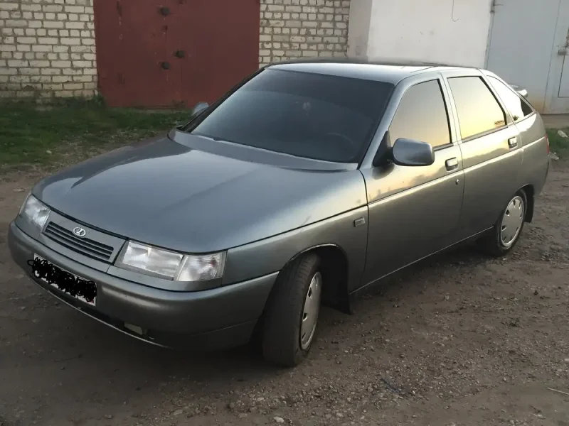 Лада ВАЗ 2112 серая