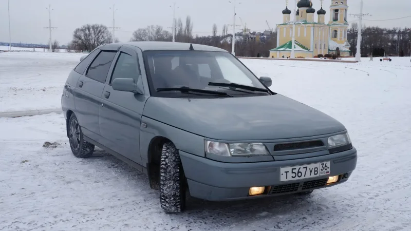 Лада 2112 серо зеленый