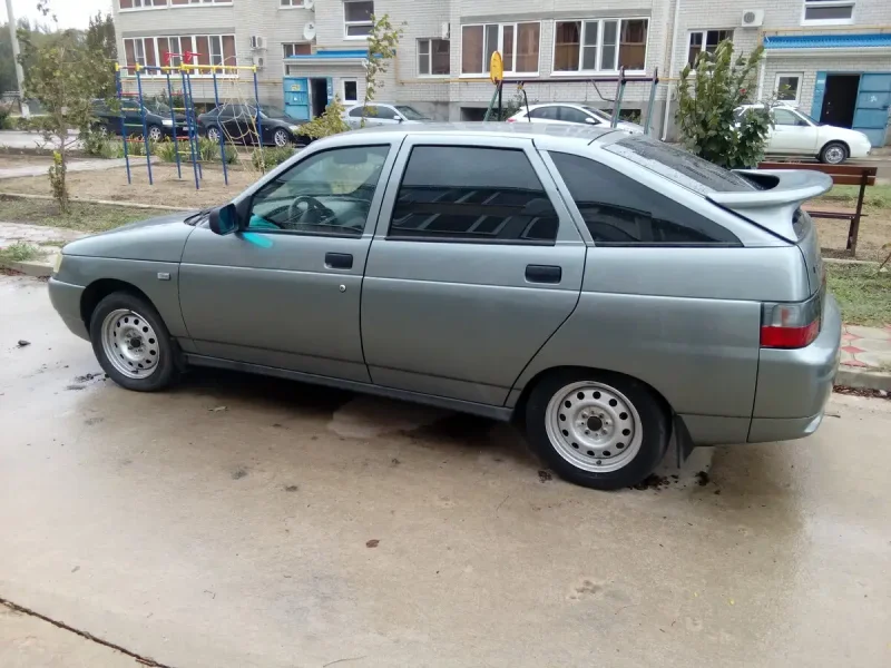 ВАЗ 2112 серый металлик