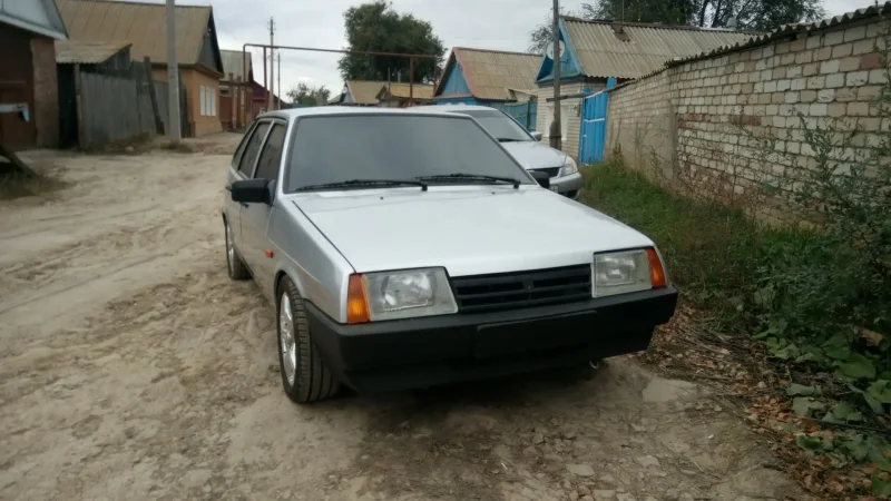 ВАЗ 2109 цвет Снежная Королева