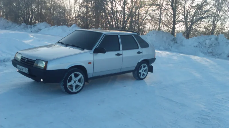 2109 Снежная Королева
