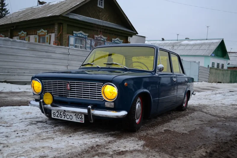 ВАЗ 2101 желтая тонированная
