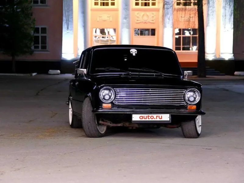 ВАЗ 2101 черный глянец