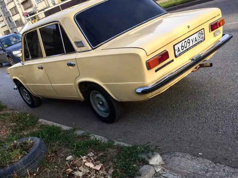 ВАЗ 2101 бежевая БК