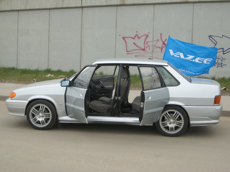 ВАЗ 2115 спортивная