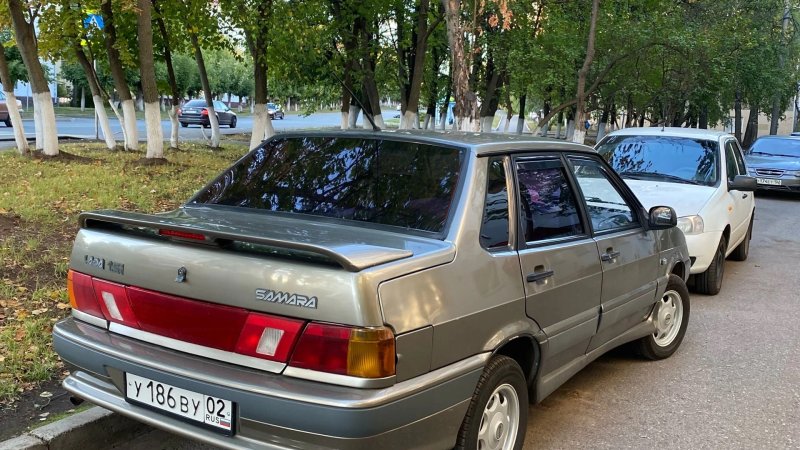 ВАЗ 2115 Папирус 387