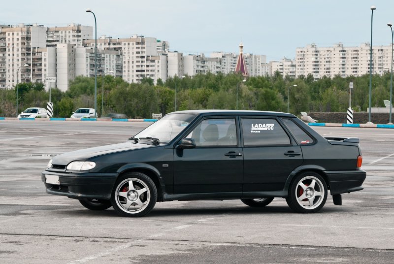 ВАЗ 2115 r15