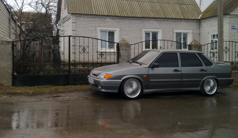 ВАЗ 2115 на дисках r16