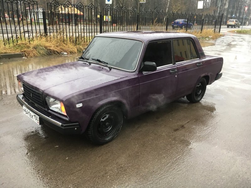 ВАЗ 2107 баклажановая