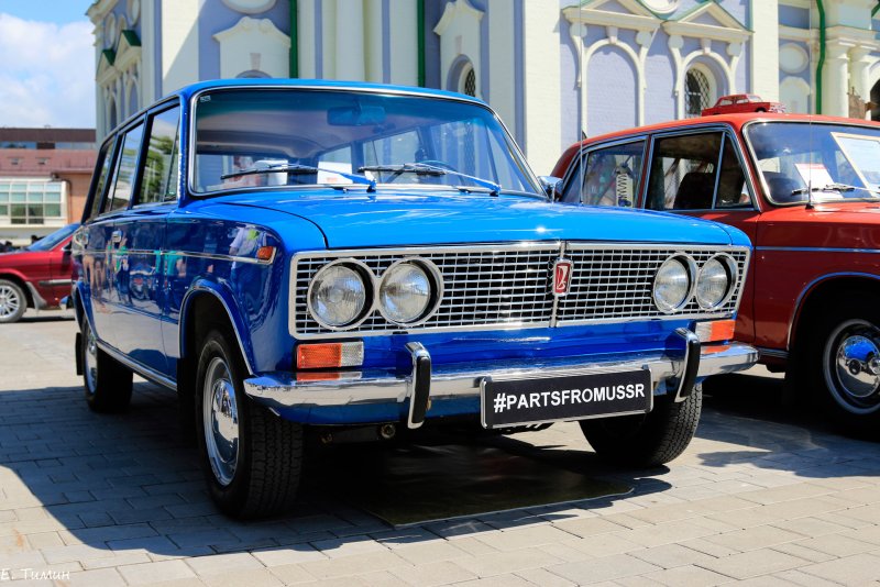 ВАЗ 2103 универсал