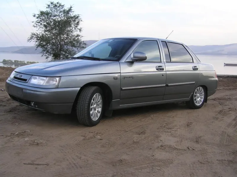Lada Premier 2110